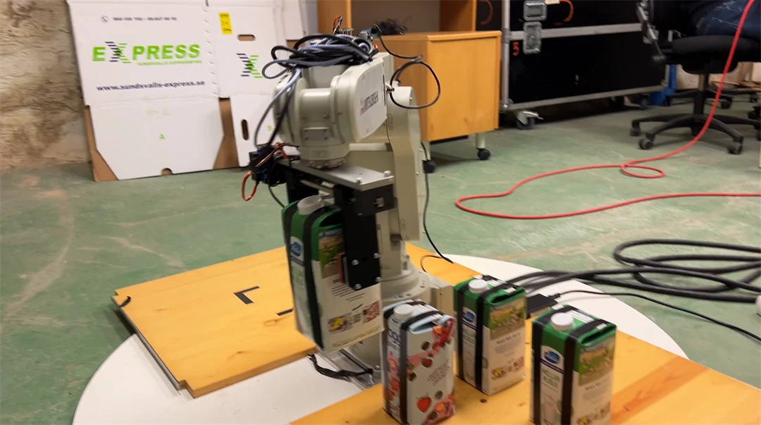 Intervju med tre studenter angående deras SIMS projekt