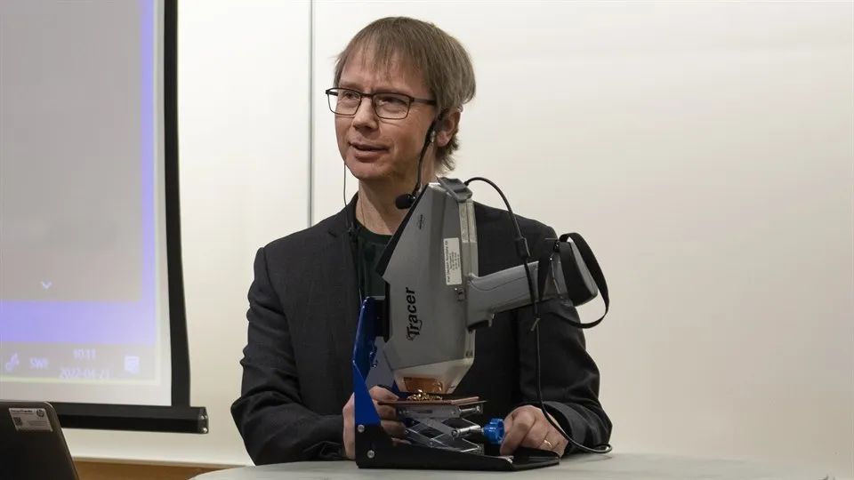 Börje Norlin during his lecture.