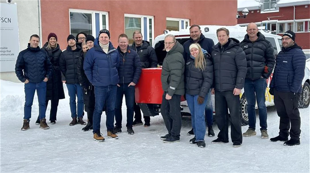 En gruppbild på alla inblandade i senavis-projektet