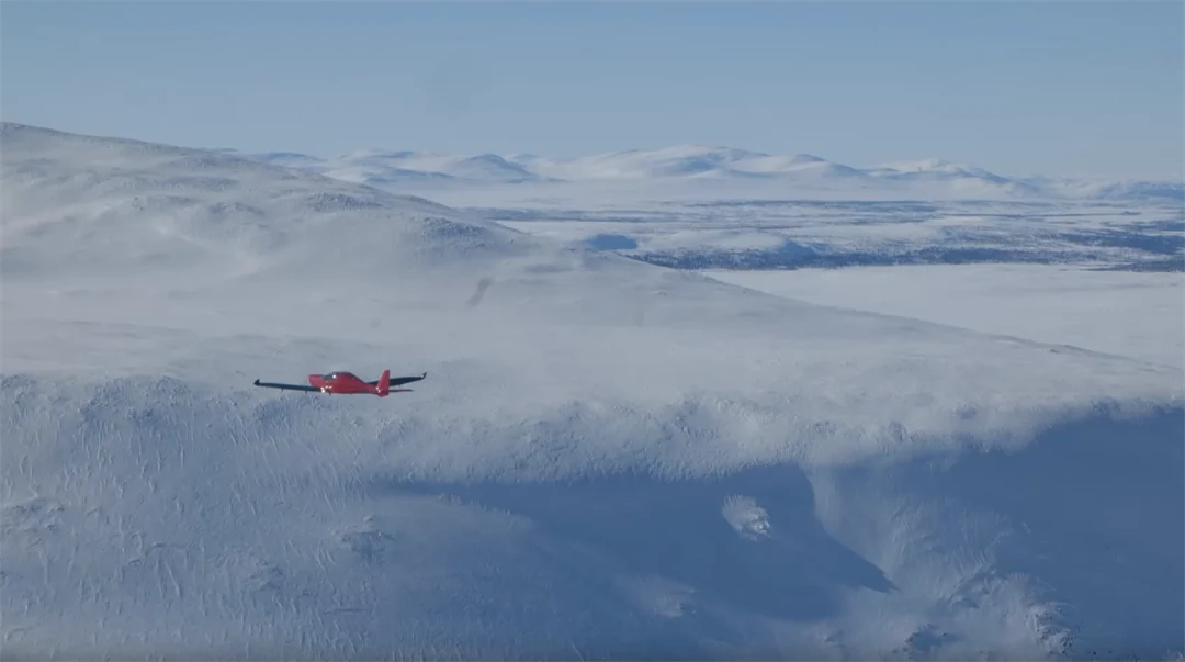 Airplane, Green Wing