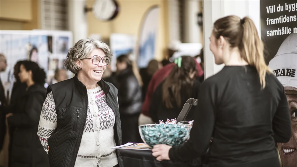 Arbetsgivare och studenter på Mötesplats Campus