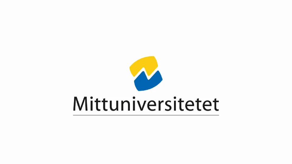Filmen visar två kvinnor som berättar om en nyligen byggd autonom båt som mäter sedimentnivåer i vatten