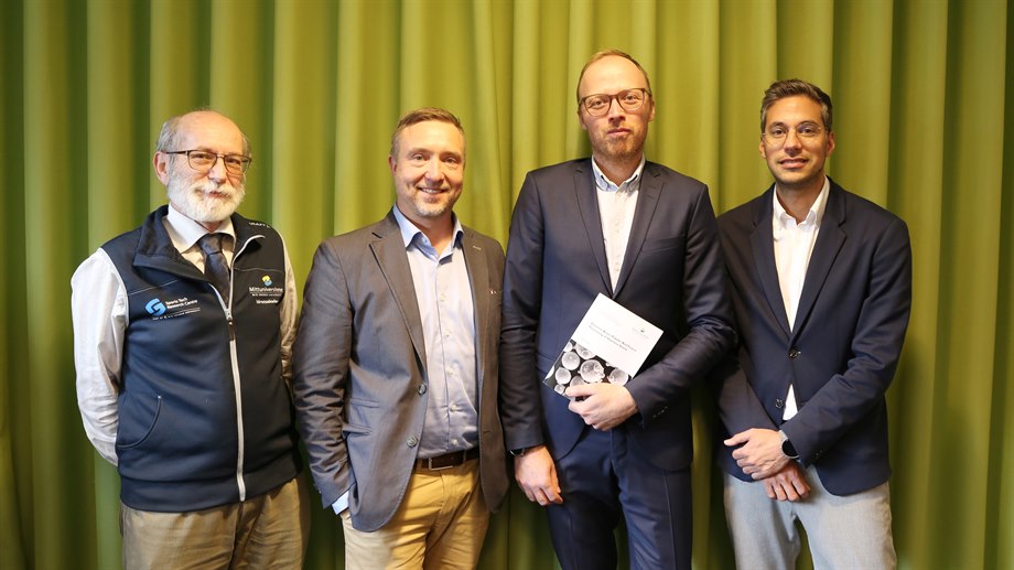 Stefan Roos and supervisors