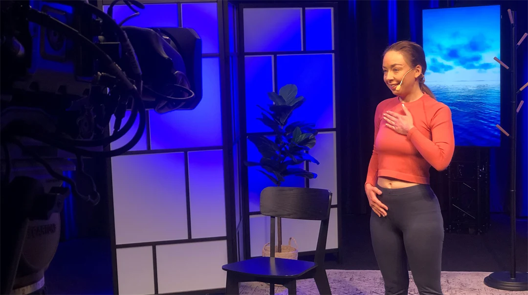 kontorsyoga med Evelina Wahlqvist