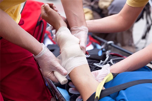 Träning första hjälpen, bandage