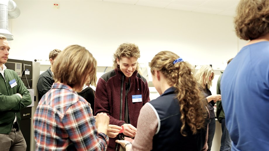 William Lantz Winberg från Klättermusen berättar om deras produkter.