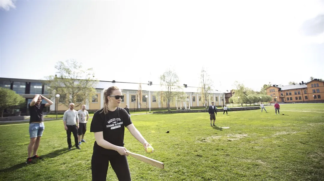 Brännboll på Campus Östersund