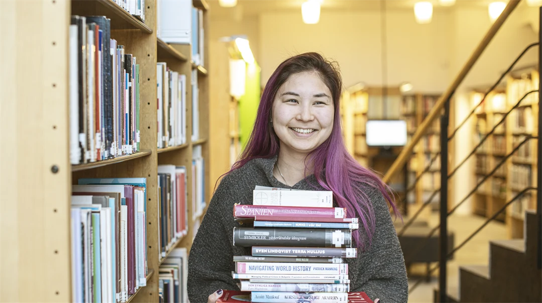 Student med böcker 3