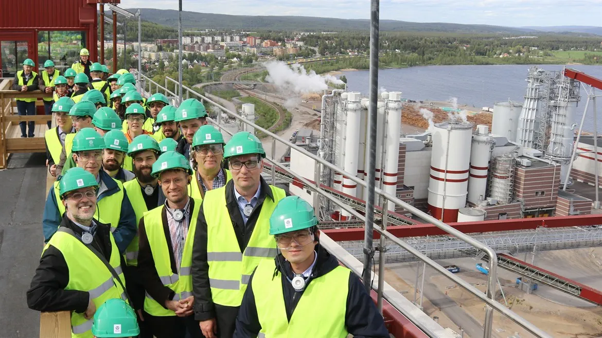 WFCS-deltagare besöker SCAs Östrandsfabrik