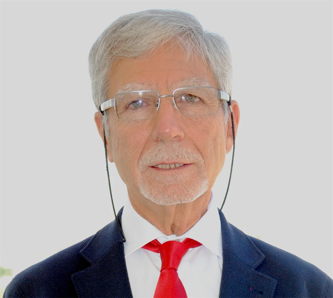 Porträttbild på en man.