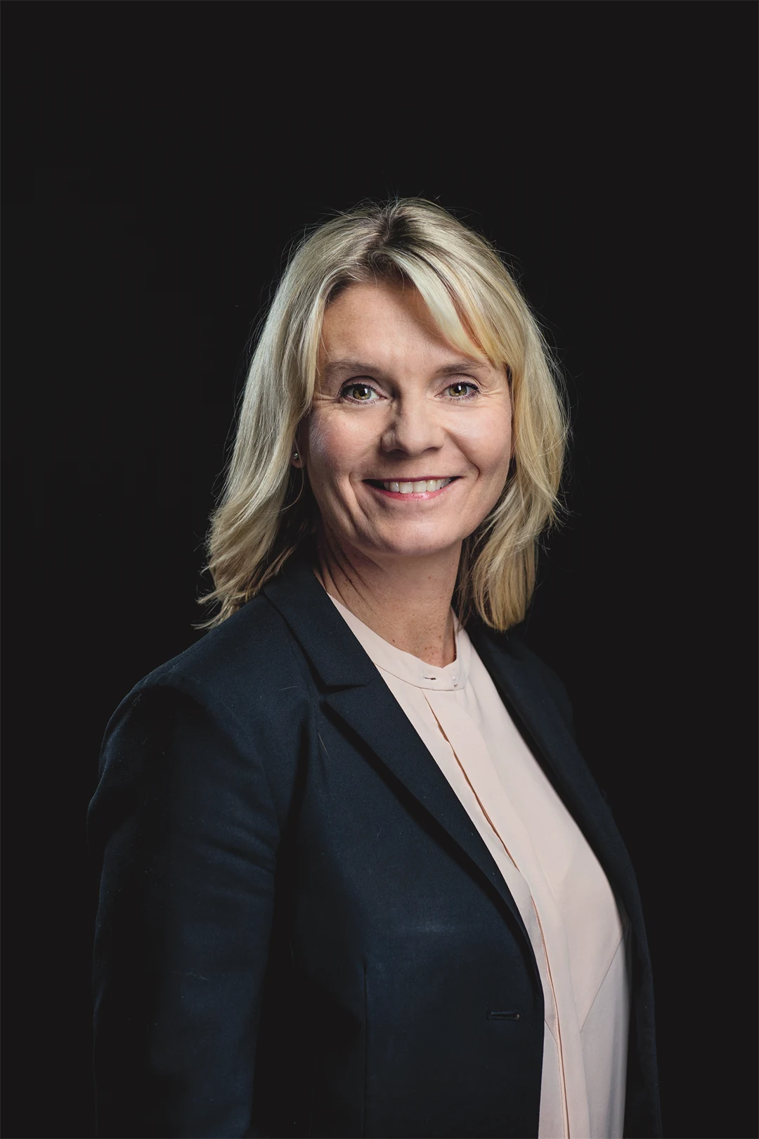 Porträttbild på en kvinna.