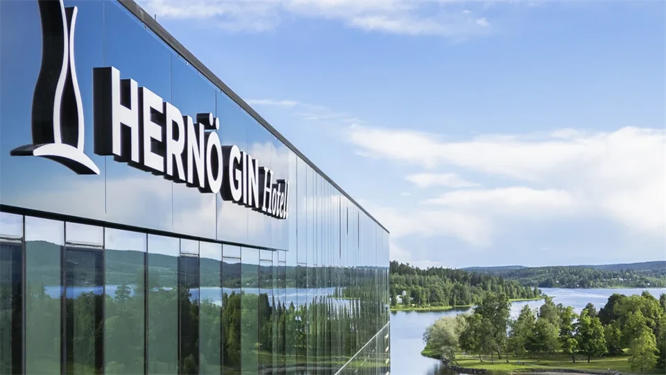 hernoginhotell.com