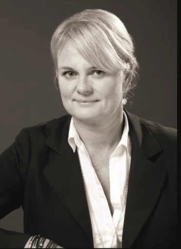 Porträttbild på en kvinna.