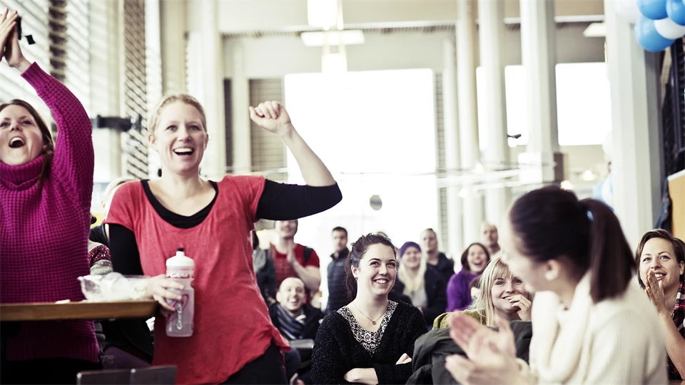 studentbild jubel glädje