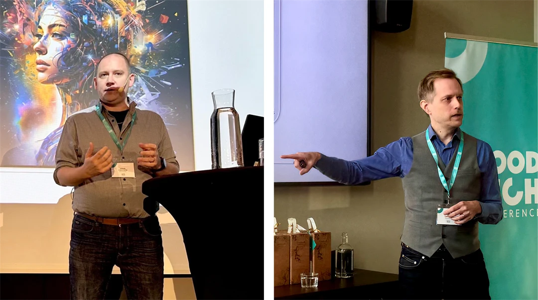 Stefan Forsström och Jan Lundgren håller en föreläsning