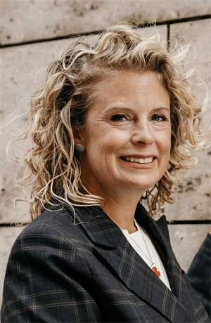 Dr. Jodi Sturge