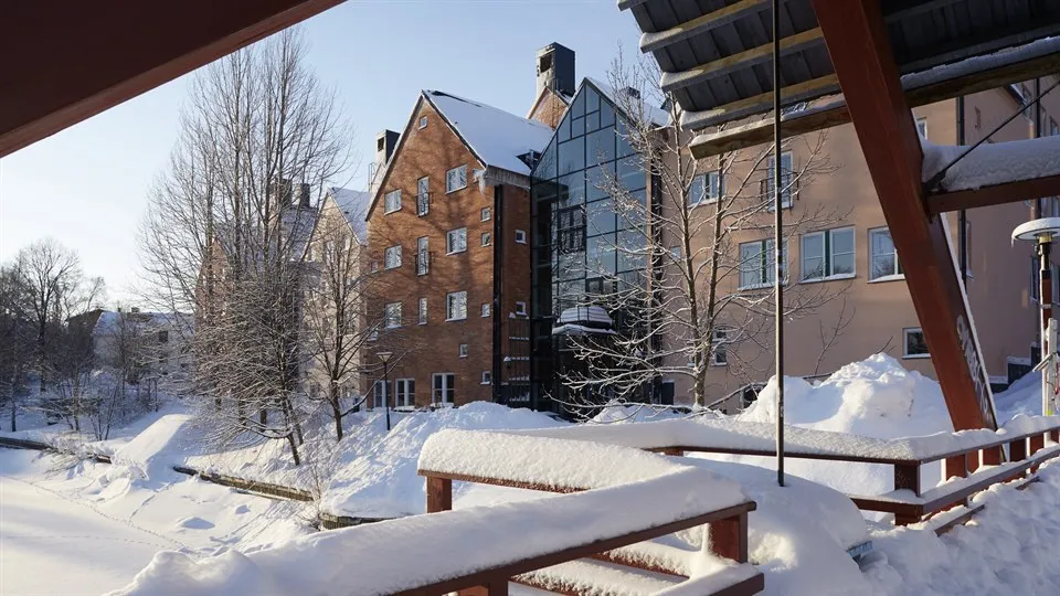 Exteriör Campus Sundsvall, vinterbild