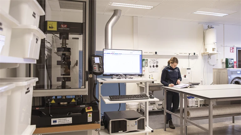Materialprovningslabbet på Sports Tech Research Centre
