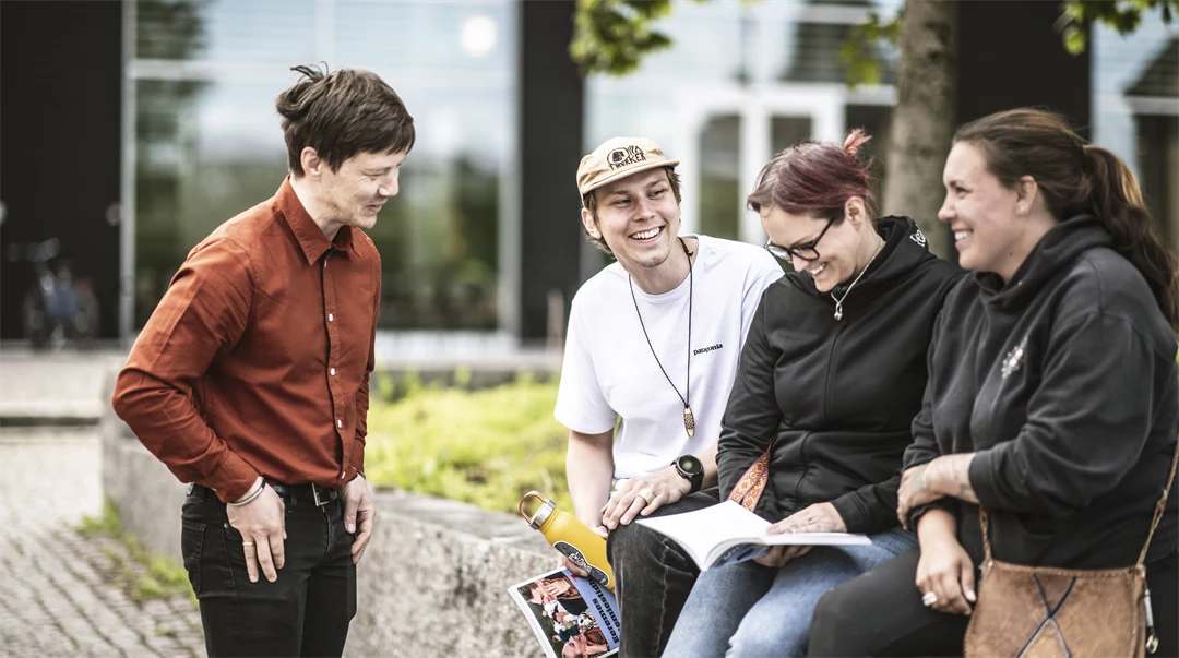 Studenter på Campus.