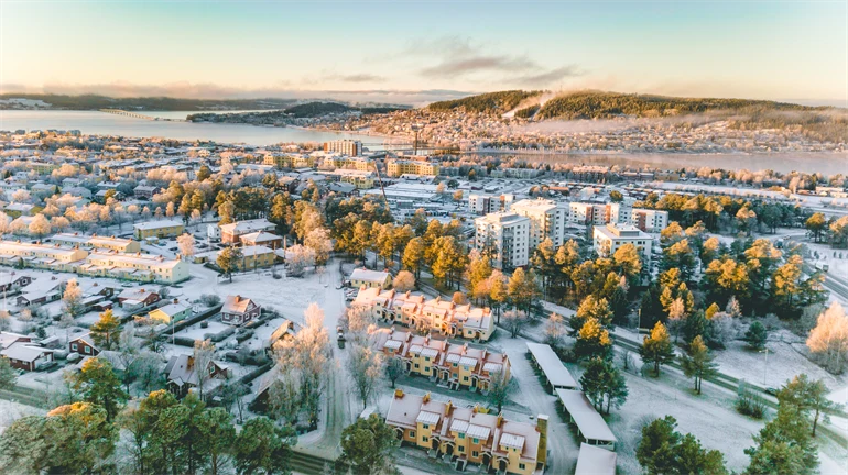 Vintrig vy över Östersund