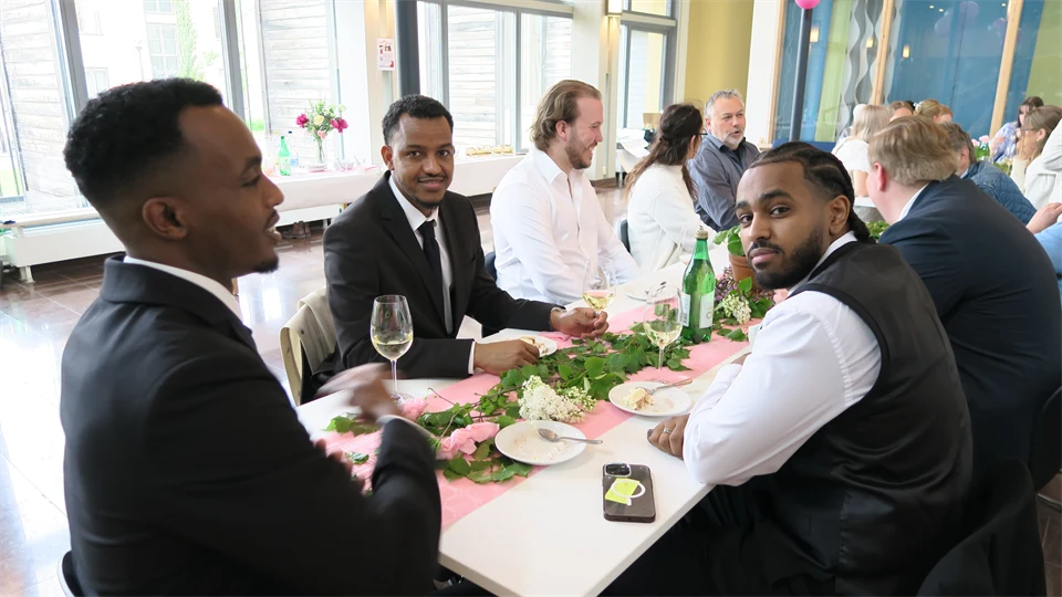 ekonomstudenter vid avslutningshögtiden i Östersund