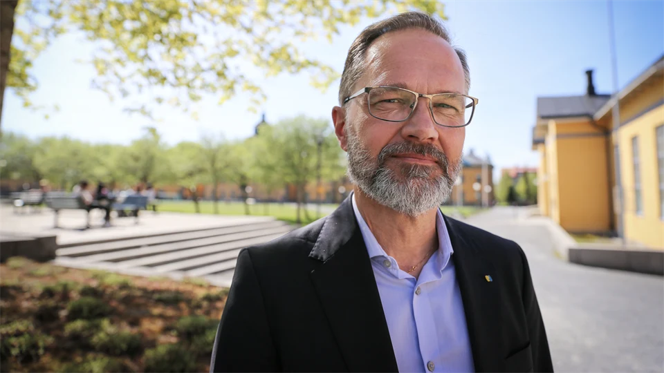 Pär Olausson