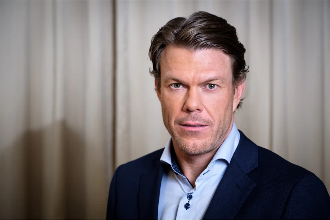 Porträttbild på en man.