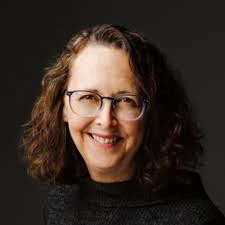 Porträttbild på en kvinna.