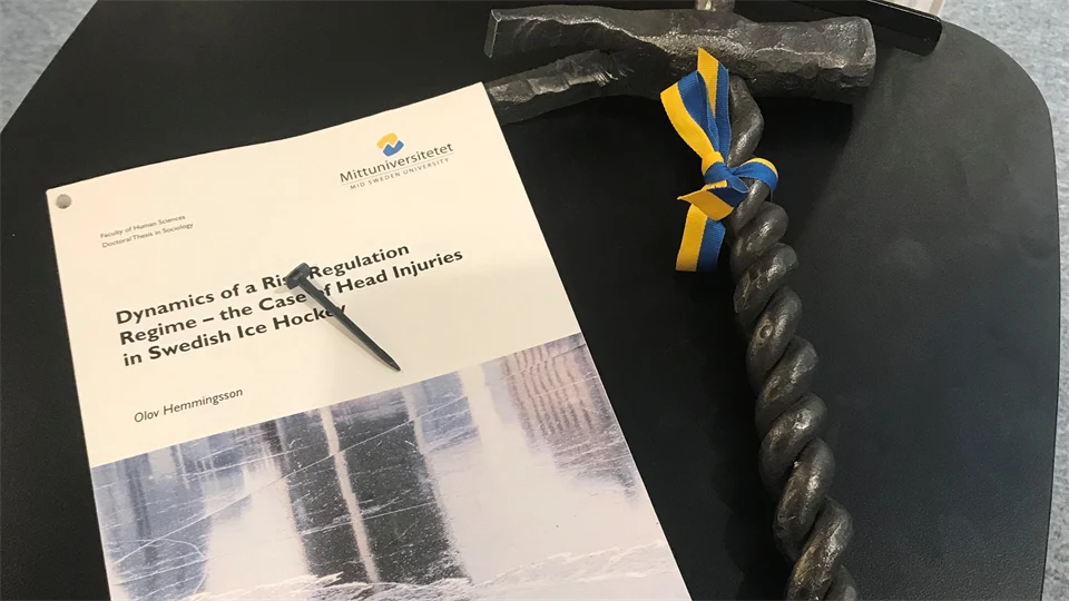 Hammer and thesis