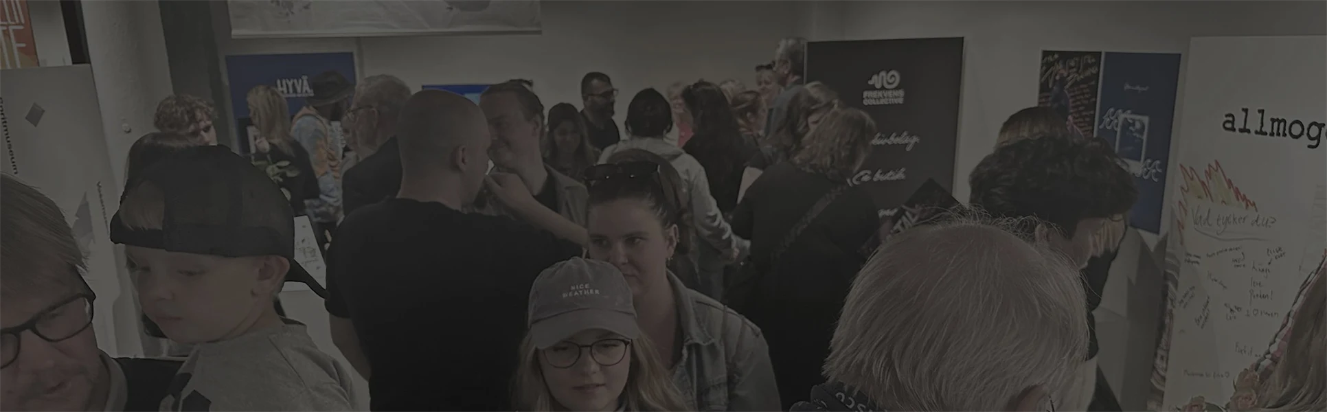 Minglande människor på Mittuniversitetet