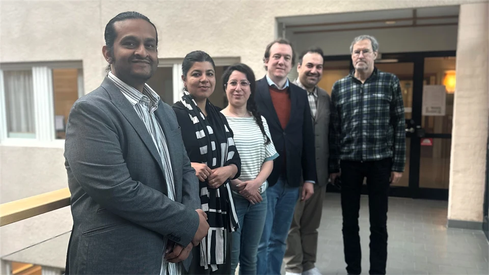 Imatiaz Sifat besöker CER